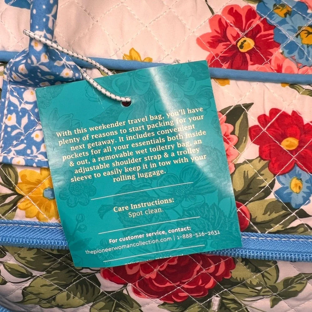 Quilted Floral Travel Bag by Pioneer Woman w/ Adjustable Shoulder Strap